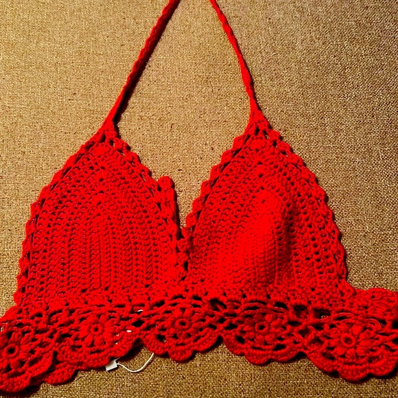 New Red  crochet crop top size, medium, large - Picture 1 of 2